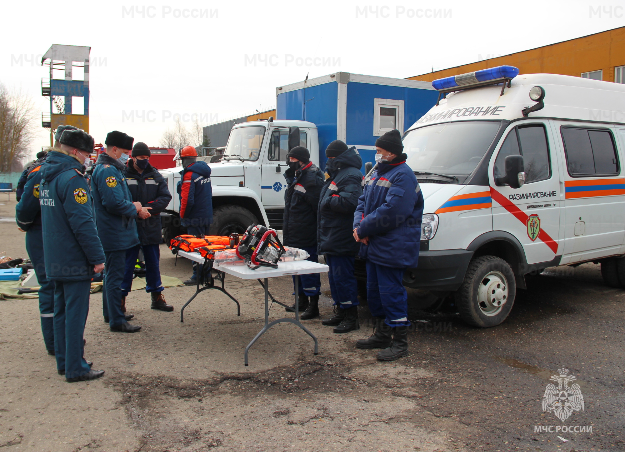 В Смоленске прошел смотр готовности сил и средств территориальной  подсистемы РСЧС к пожароопасному сезону 2021 года - Новости - Главное  управление МЧС России по Смоленской области