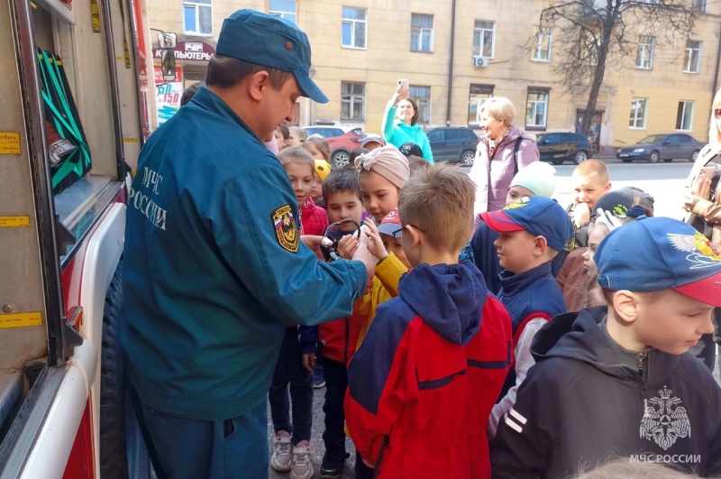 Приглашаем в музей пожарных и спасателей