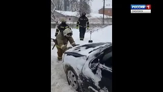 ГТРК Смоленск - Смоленские пожарные вызволяли машины из снежного плена